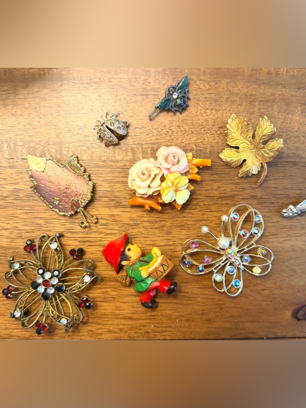 Lot Bundle of Vintage Brooch Pins - some signed